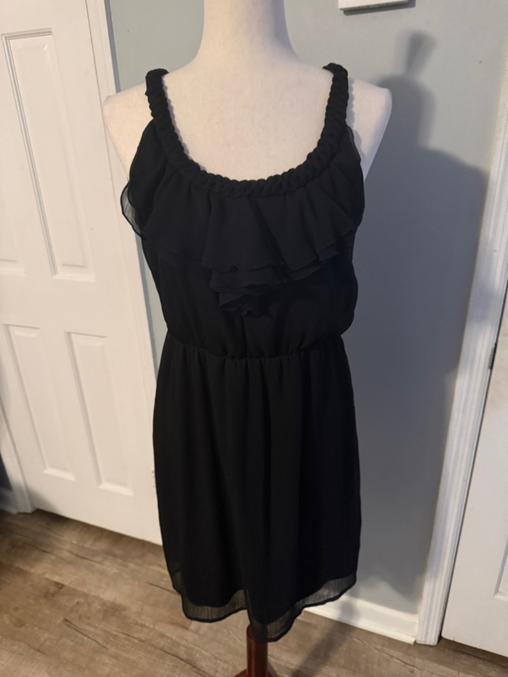 Sleeveless Black Dress
